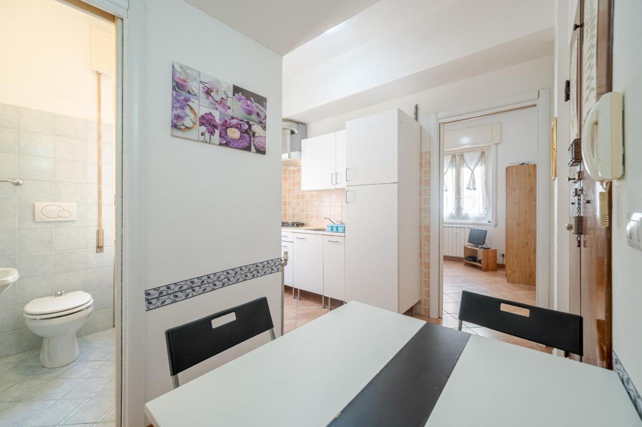 Borgoratti Comfortable Apartment Genoa Exterior photo